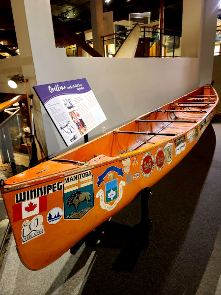 Canoa usada en el viaje en canoa más largo de la historia