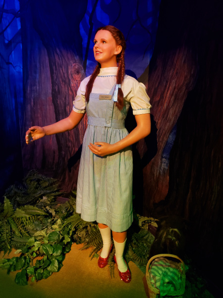 Estatua de cera de Dorothy en en Louis Tussaud's WaxWorks