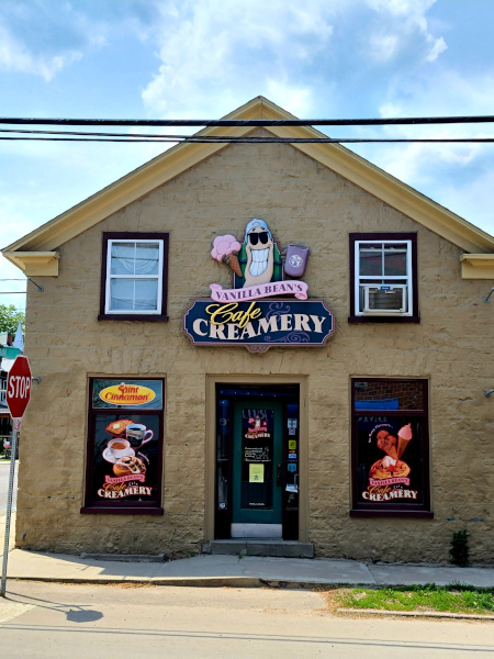 Vanilla Bean's Cafe & Creamery 