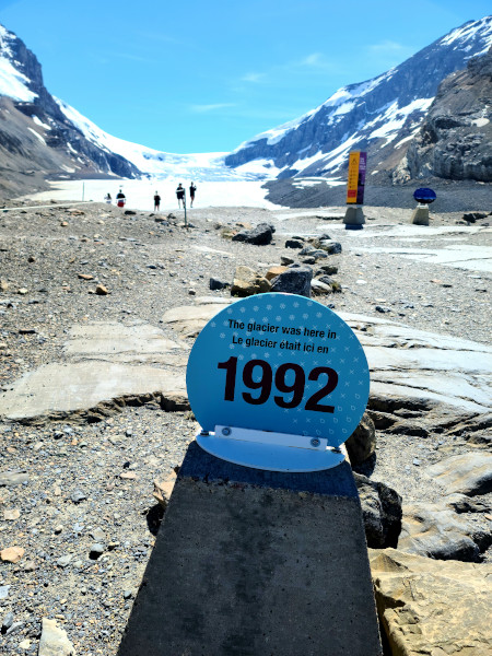 El glaciar Athabasca pierde más de 5 metros de hielo cada año