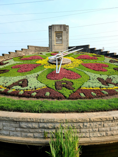 El Reloj Floral es una de las atracciones más fotografiadas en la región del Niágara